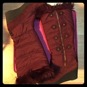 Cute, warm, barely worn boots!!!